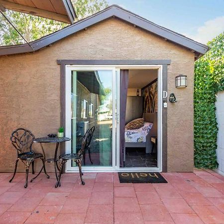 Your Tiny Downtown Home With Backyard Unit D فينيكس المظهر الخارجي الصورة